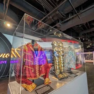 tour-por-el-museo-de-los-grammys-03