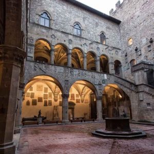 tour-por-la-casa-de-dante-06