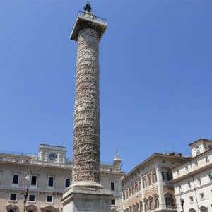 tour-por-la-columna-de-marco-aurelio-05